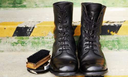 5 Best Mink Oil To Protect and Nourish Your Boots