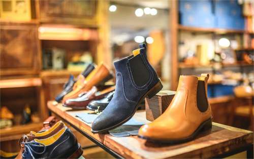 Suede vs Leather vs Nubuck: Features And Differences
