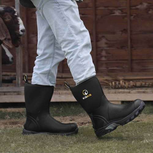Best Rubber Boots For Farm Work Reviewed For 2025
