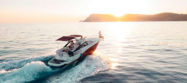 what to wear on a boat
